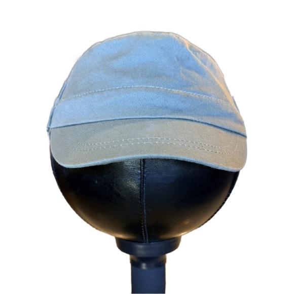 Stylish Green Cap with Button Accents - Picture 6 of 7